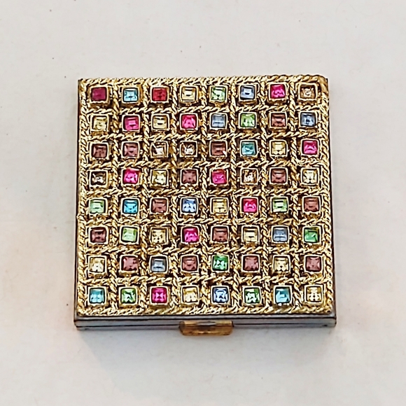 Vintage Gold Volupte Rhinestone Compact circa 1950's - Picture 4 of 10